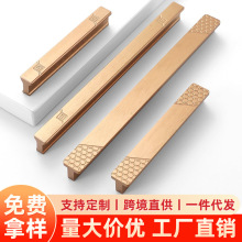 ����ʽ���s���T���ַ����L�����X�Ͻ���b����Ь�������С����