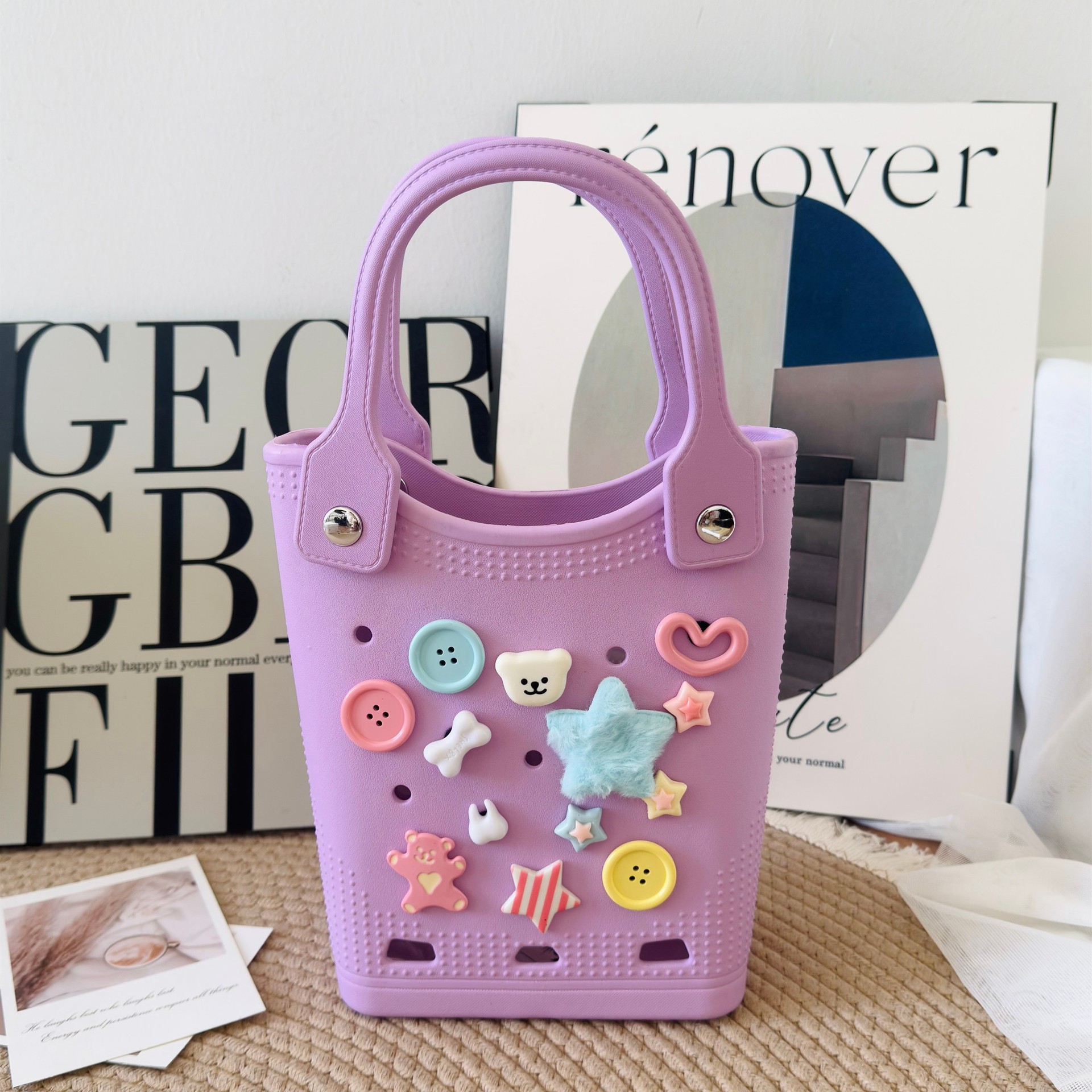 El nuevo bolso transfronterizo Eva Dongdong 100 se combina con el bolso decorado DIY dongdong, el bolso de dibujos animados, el nicho lleva el bolso de playa.