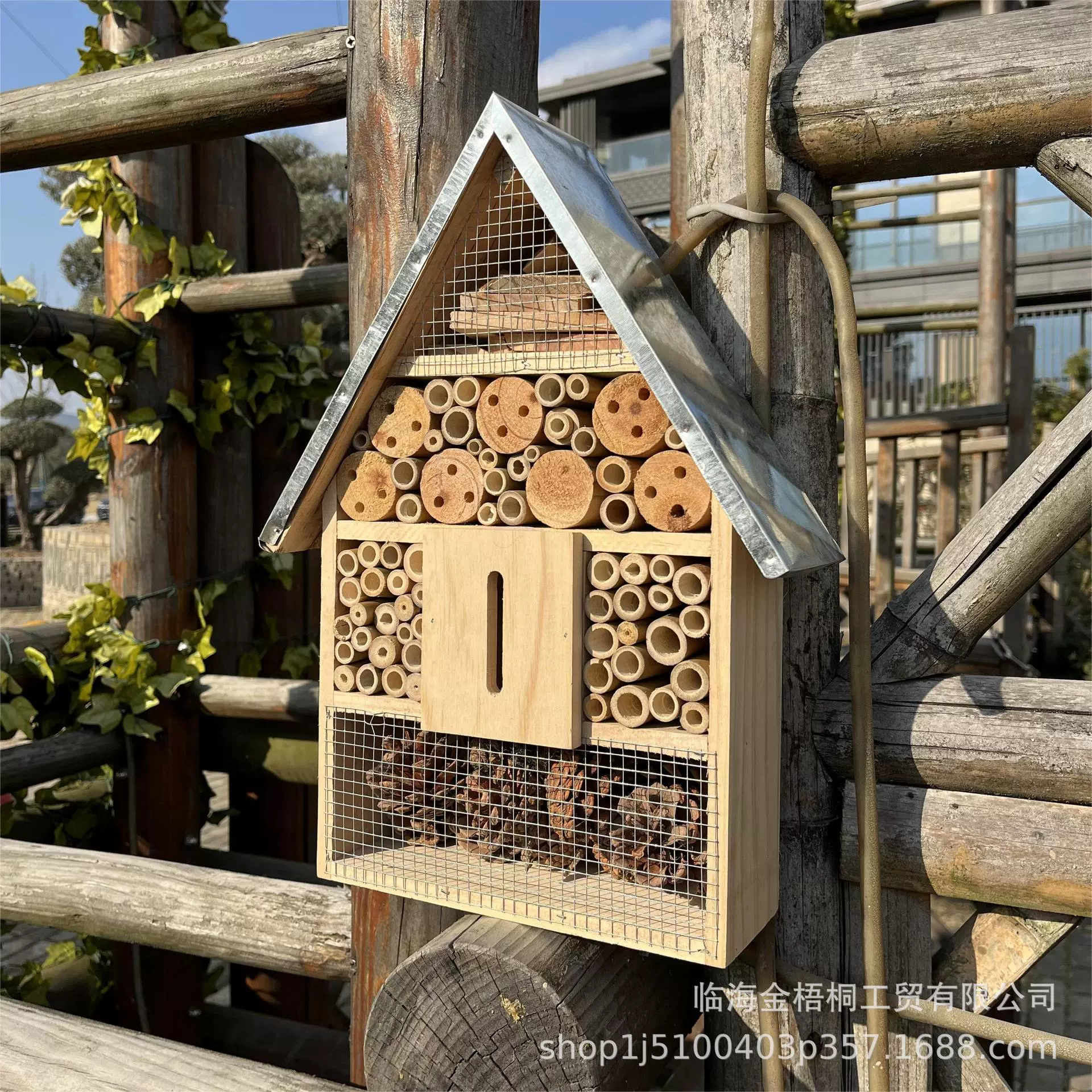 Рекордное гнездо насекомых на открытом воздухе двор деревянный дом насекомых насекомых отель висячий водонепроницаемый гнездо насекомых насекомых дом