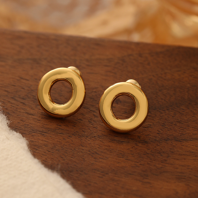 复古简约时尚安可拉红色圆圈耳钉精致小巧百搭银针耳饰轻奢高级感