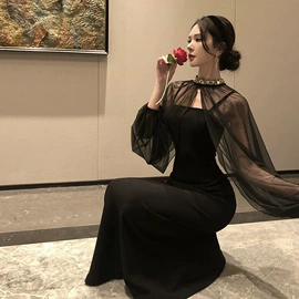 连衣裙;时尚休闲套装;女式衬衫