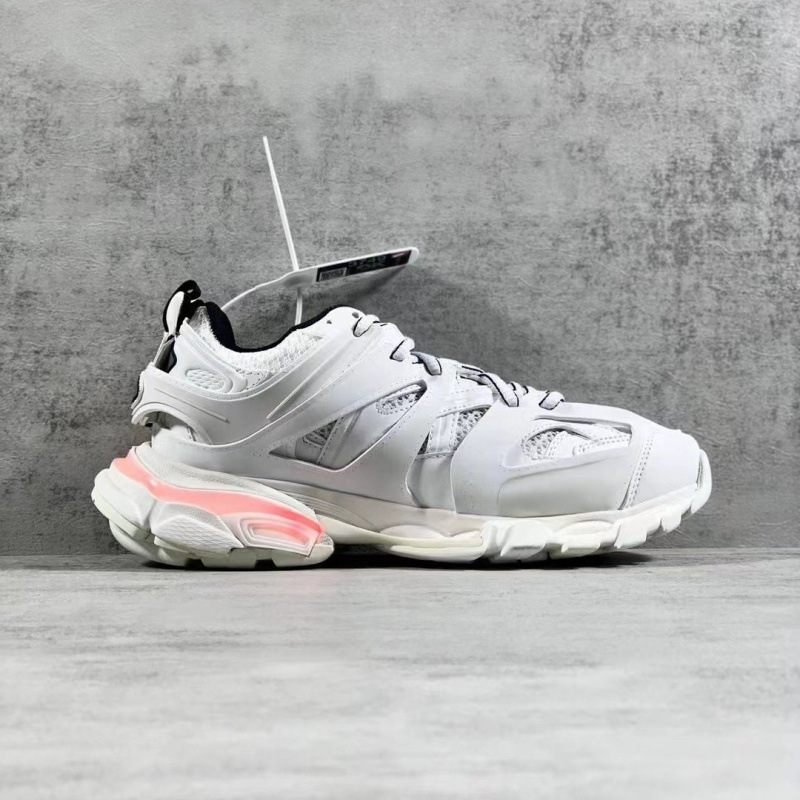 Putian Sports Luminous Paris Track 3.0 Led Neon Light Shoes for Men and Women Couples Ok Edition Dad Shoes Putian Sports Luminous Paris Track 3.0 Led Neon Light Shoes for Men and Women Couples Ok Edition Dad Shoes