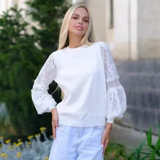 2025年新款春秋季亚马逊跨境圆领长袖蕾丝拼接宽松纯色休闲毛衣女