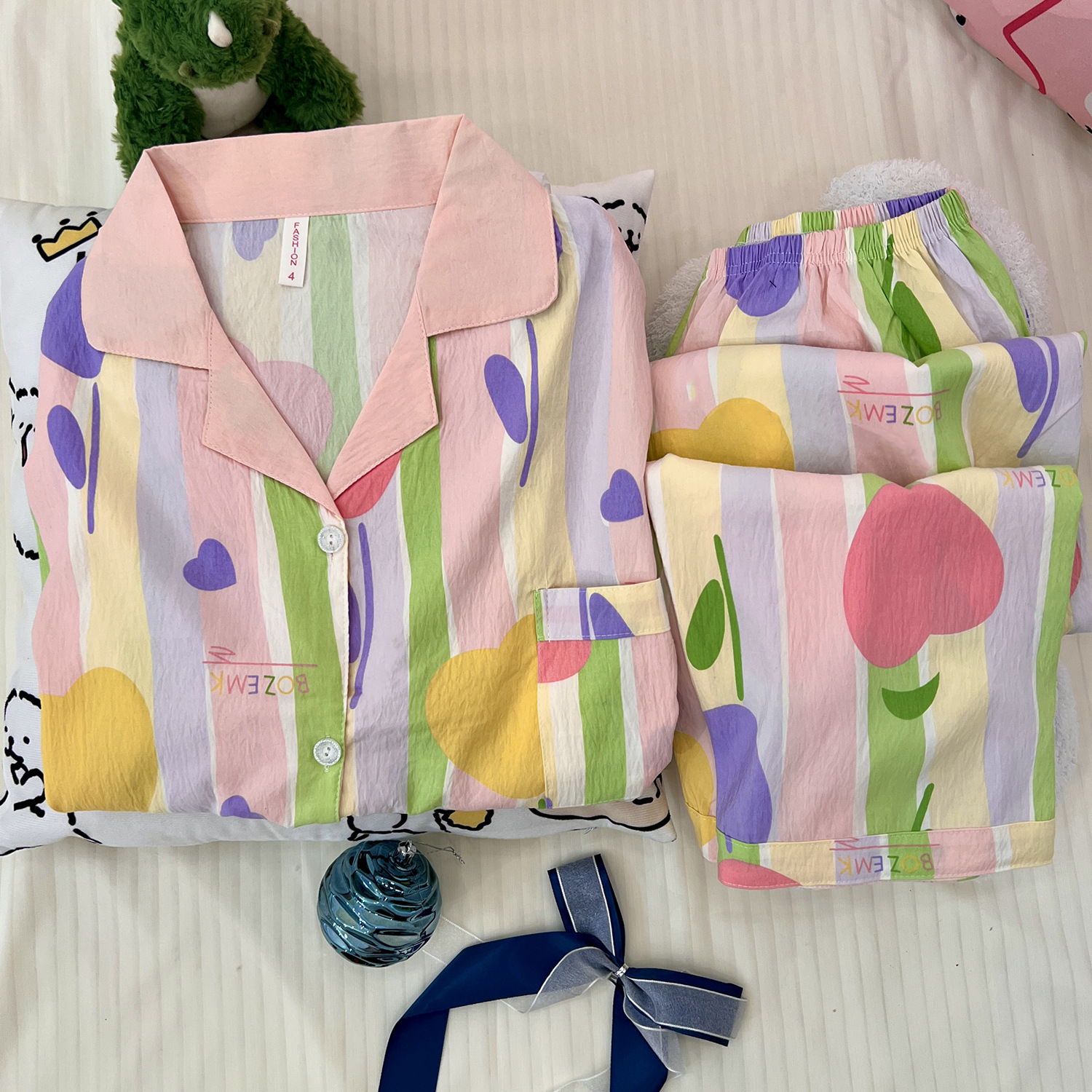 Pijamas de algodón de nube al por mayor transfronterizo, pantalones de manga larga para mujer, solapa, otoño nuevo estilo, linda rebeca, dulce servicio a domicilio, gato kt