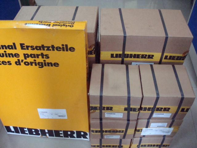 利勃海尔R944-R934-R964-R974-R984挖掘机油缸配件