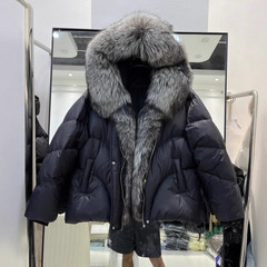 欧货2025冬新款狐狸大毛领连帽羽绒服女短款时尚宽松加厚保暖外套