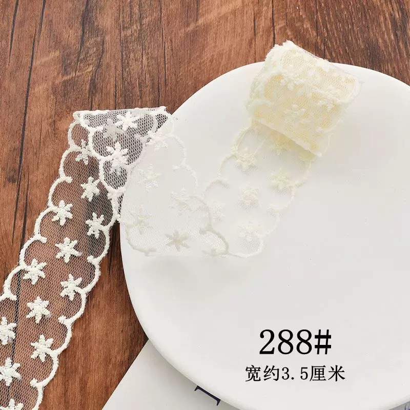 4.0cm- 안개꽃 최소 입찰가는 5야드입니다(전체 롤은 33야드입니다).