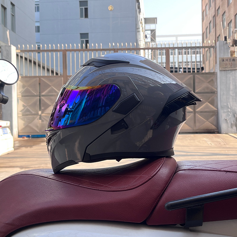 Cuatro estaciones coche eléctrico casco de seguridad cola grande superficie expuesta Jiekai 3C certificado casco de la motocicleta casco completo de la motocicleta de los hombres personalidad