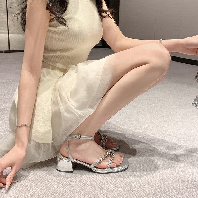 2531惠东易鑫达冰糖仙女~5CM法式水钻带露趾粗高跟凉鞋女婚鞋ol