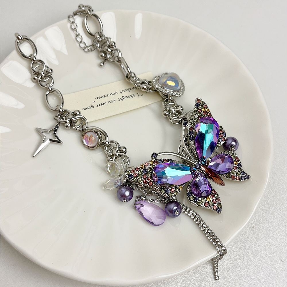 Alloy Material Elegant Lady Butterfly Imitation Pearl Alloy Wholesale Pendant Necklace