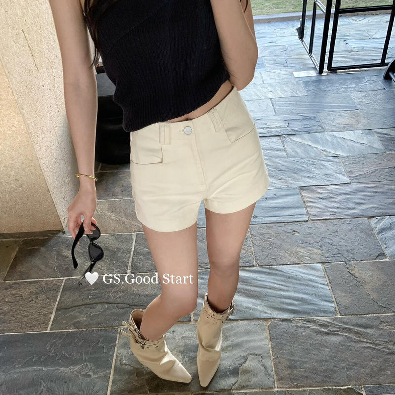 Gs.Good Start Spring and Summer Korean Style Fashionable Simple Hot Girl Style Versatile High-Waisted Denim Shorts for Women D0217W Gs.Good Start Spring and Summer Korean Style Fashionable Simple Hot Girl Style Versatile High-Waisted Denim Shorts for Women D0217W
