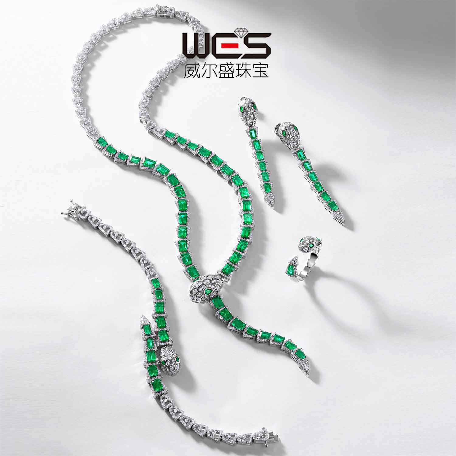 Troncal nueva personalidad espíritu serpiente cultivo color tesoro traje S925 plata con incrustaciones cultivo esmeralda serpentina collar anillo mujer