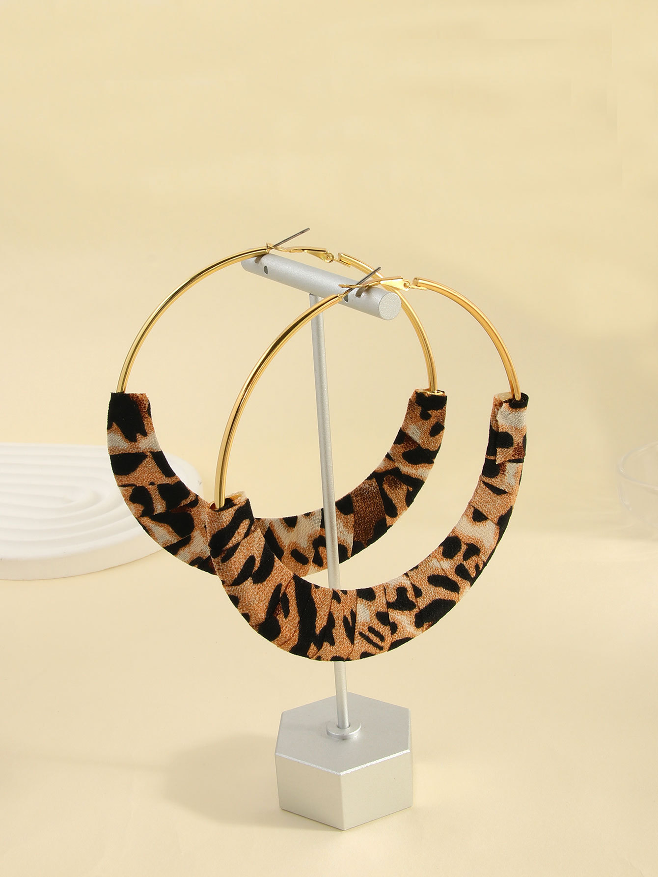 Zinc Alloy Ear Needle Material 1 Pair Elegant Lady Geometric Leopard Zinc Alloy Earrings