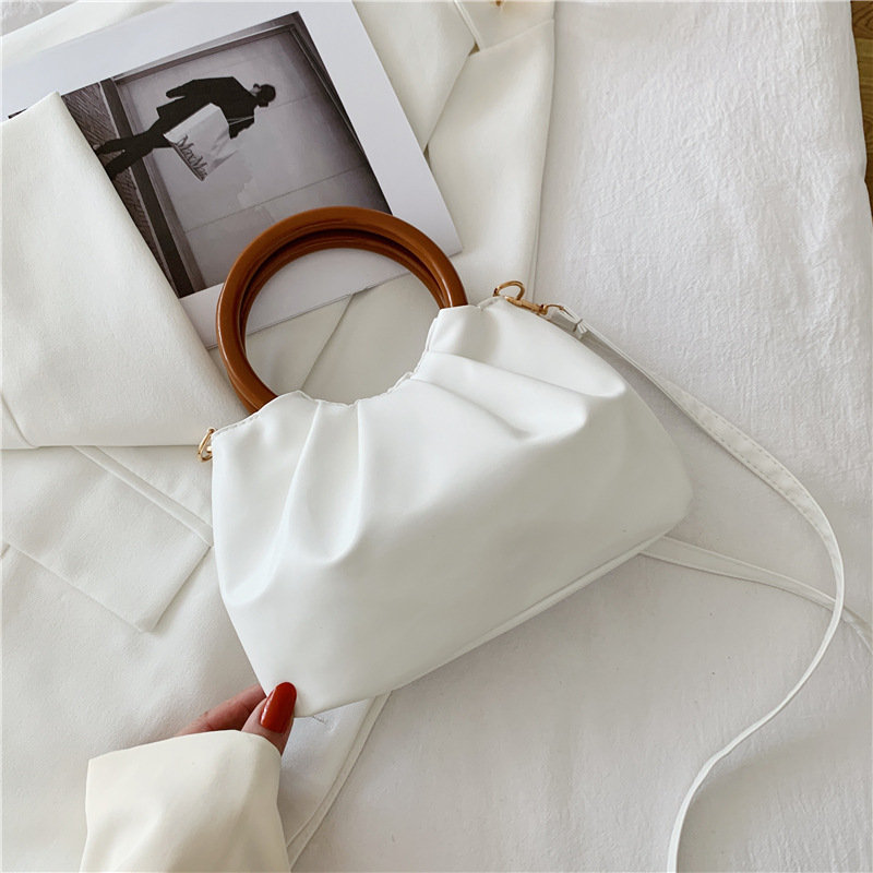Borsa a tracolla da donna modello nuvola con manico in legno_voghion.com