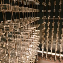 不锈钢亚克力红酒架定 制网红透明发光红酒柜展示柜酒窖定 制厂家