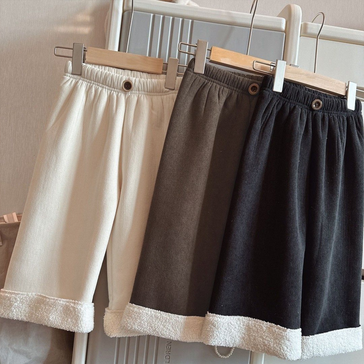 女童加绒加厚裤子儿童保暖休闲裤洋气宝宝2024秋冬新款宽松阔腿裤