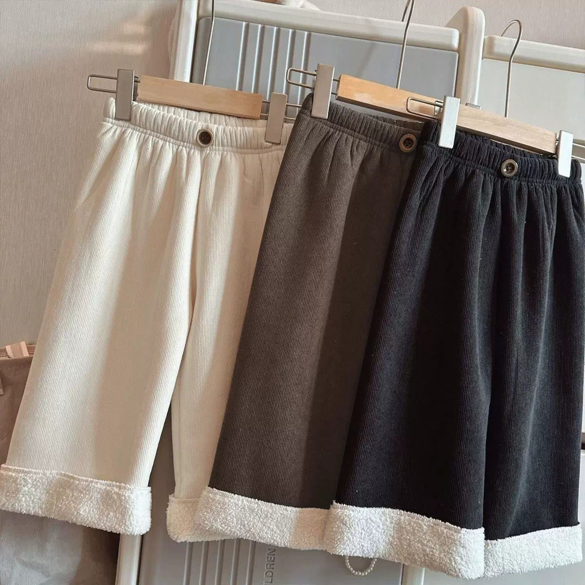 女童加绒加厚裤子儿童保暖休闲裤洋气宝宝2024秋冬新款宽松阔腿裤