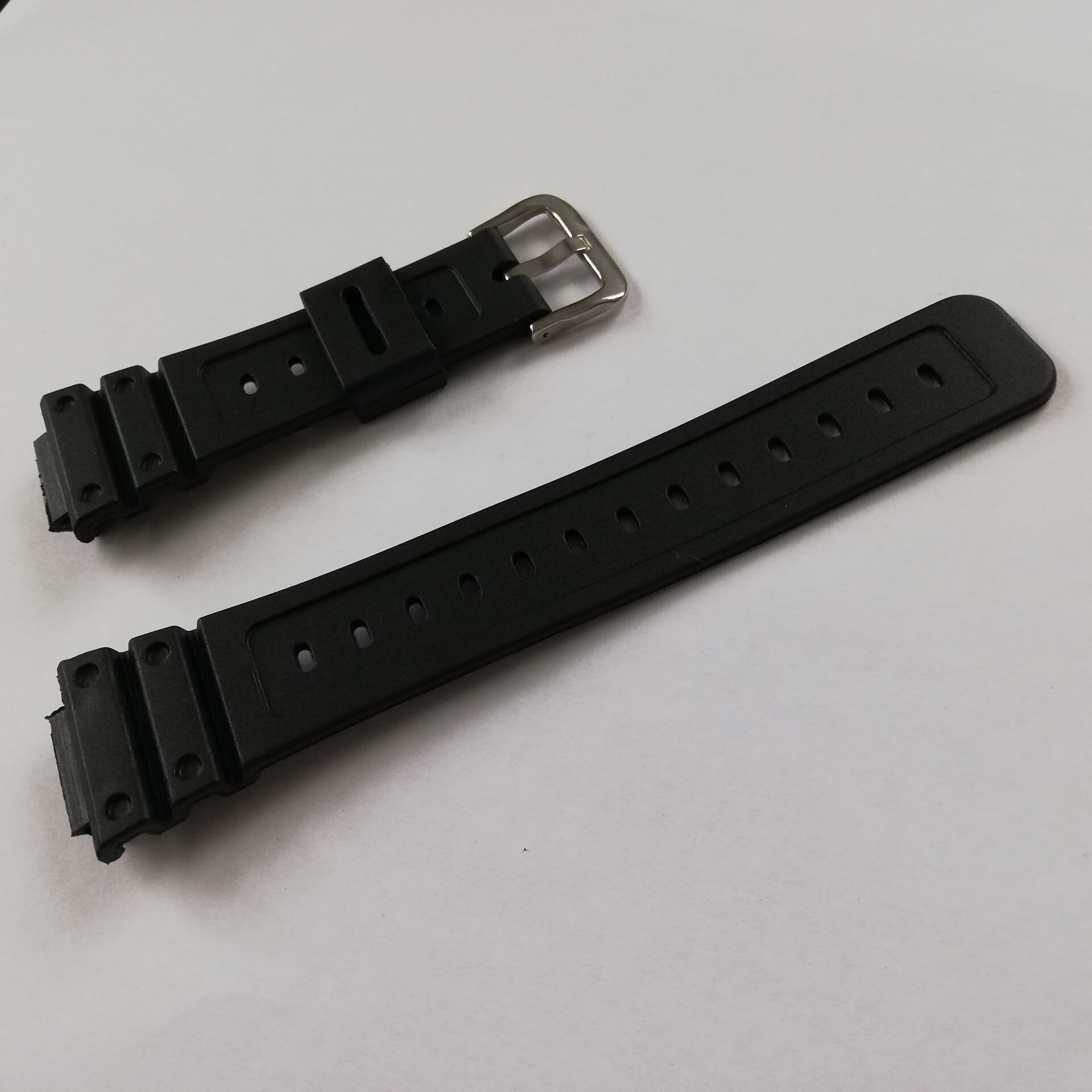 Card Suitable for Substitute Western European Watch Strap DW-6900/GW-M5610/DW-5600E Black TPU Resin Strap