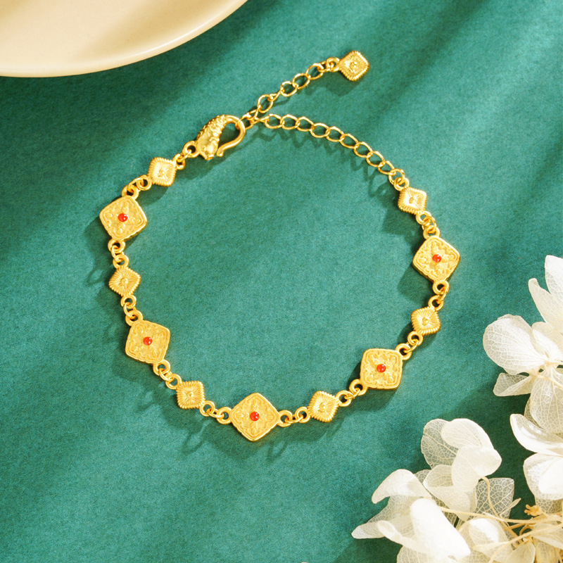 Pulsera cuadrada de oro retro incrustada de seda cepillada de Gufasha, moda, lujo ligero, fuente de joyas de alta calidad.
