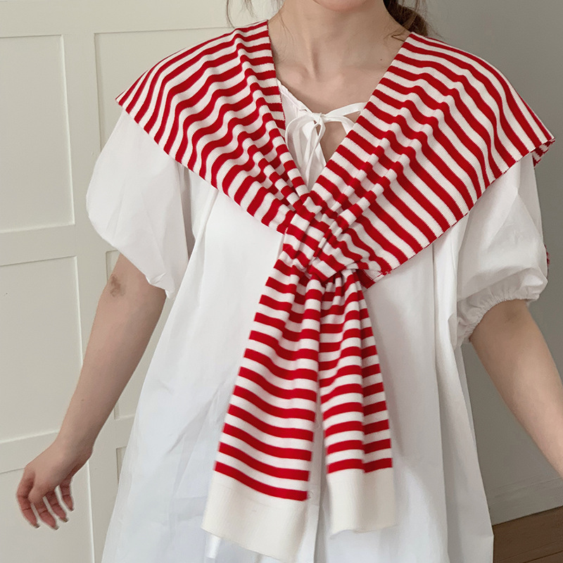 Sopa de punto de primavera y verano nuevo estilo coreano Dongdaemun clásico estriado decoración de collar falso bufandas de hombros