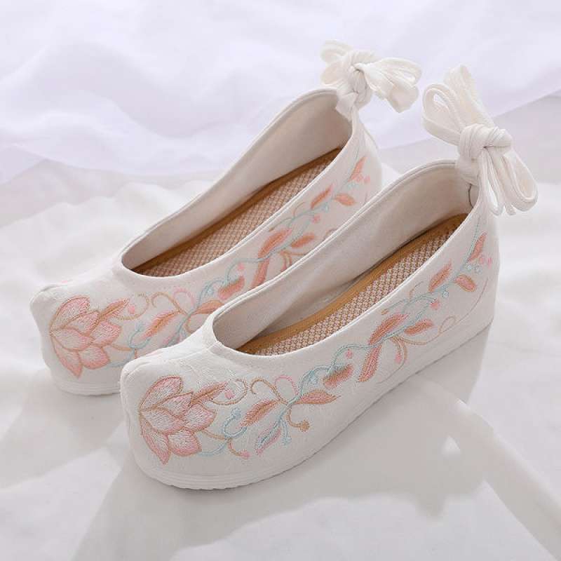 高跟汉服鞋子女古风汉元素秀禾鞋内增高复古超仙古装明制绣花布鞋