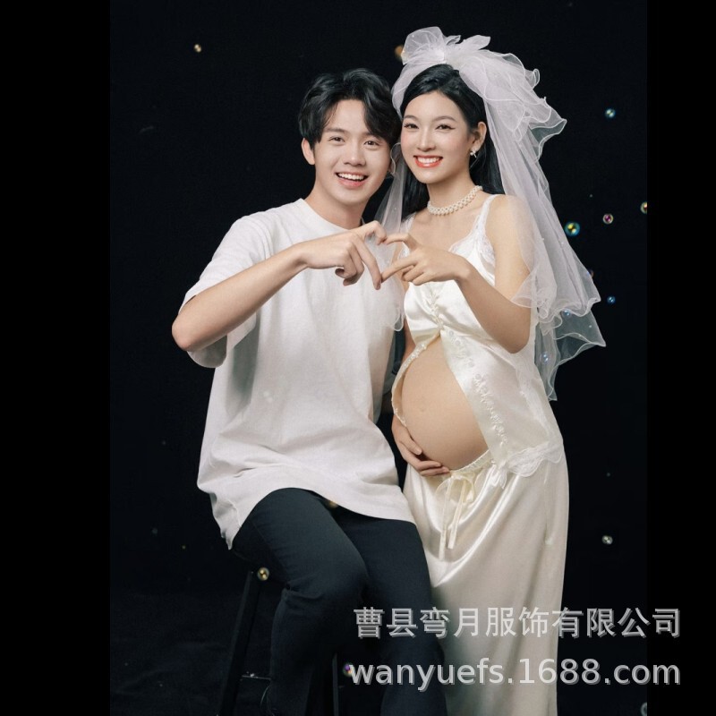 Photo Studio Couple Maternity Photo Theme French Advanced Sense Simple Style Small Fresh Pregnant Mommy Big Belly Photo Photography Clothing
