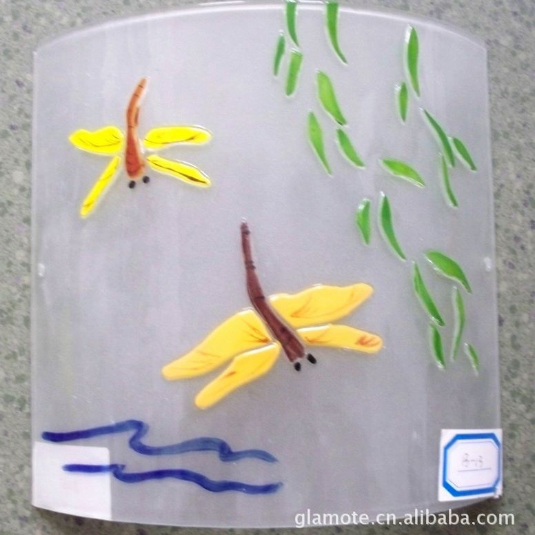 ���������������ϣ���ֽ�ò����������ܼ������䲣��������ɫ͸��