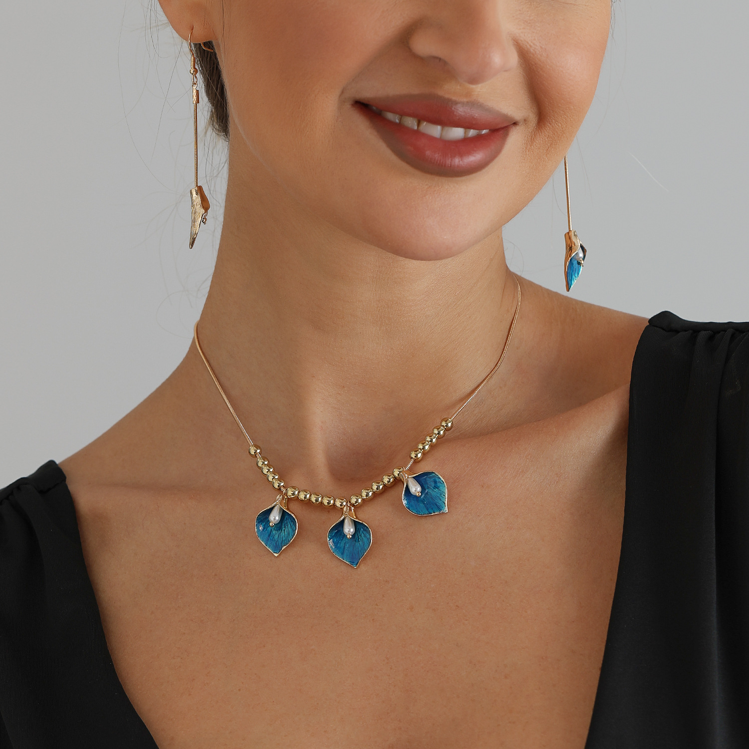 retro fashionable accessory