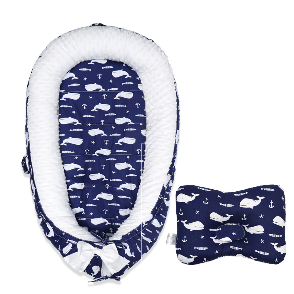 큰 푸른 고래 광장 베개