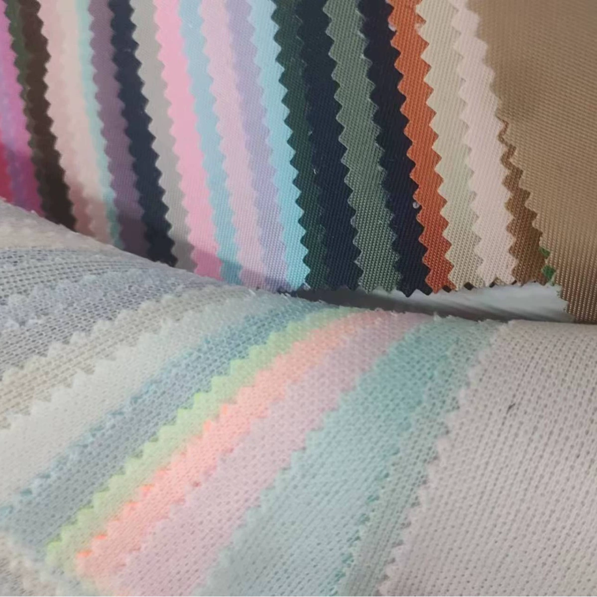 290 Ткань Водонепроницаемая композитная трикотажная ткань Оксфордская композитная трикотажная ткань Ткань оксфордской ткани