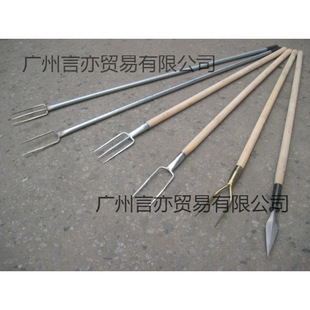 Two-Tooth Iron Fork Harpoon Three-Tooth Fork Agricultural Garden Fork Gardening Tool Steel Fork Haystack Fork Defense Tool Martial Arts