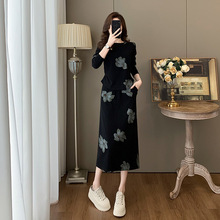 春秋套裙2025设计感时尚气质减龄修身显瘦休闲裙子黑色圆领新款潮