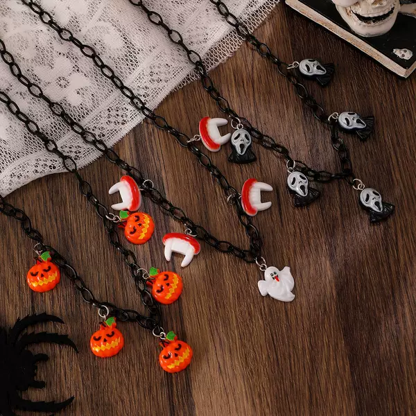 European and American Cross-Border Funny Necklace for Women, Creative Pumpkin Ghost Face Pendant Clavicle Chain Halloween Party Accessories