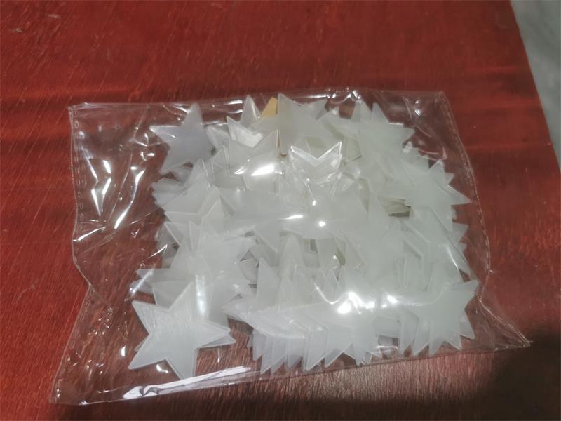纯白星星