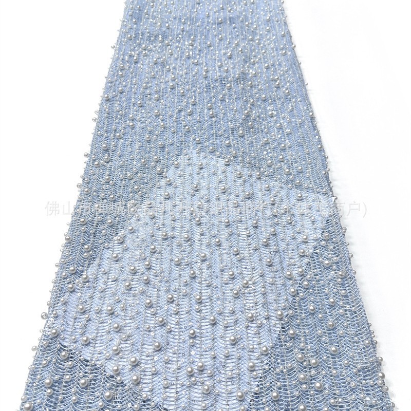 Tejido de malla de perlas hechas a mano de alto grado ondulado vertical tridimensional bordado de perlas vestido de boda tela de diseño