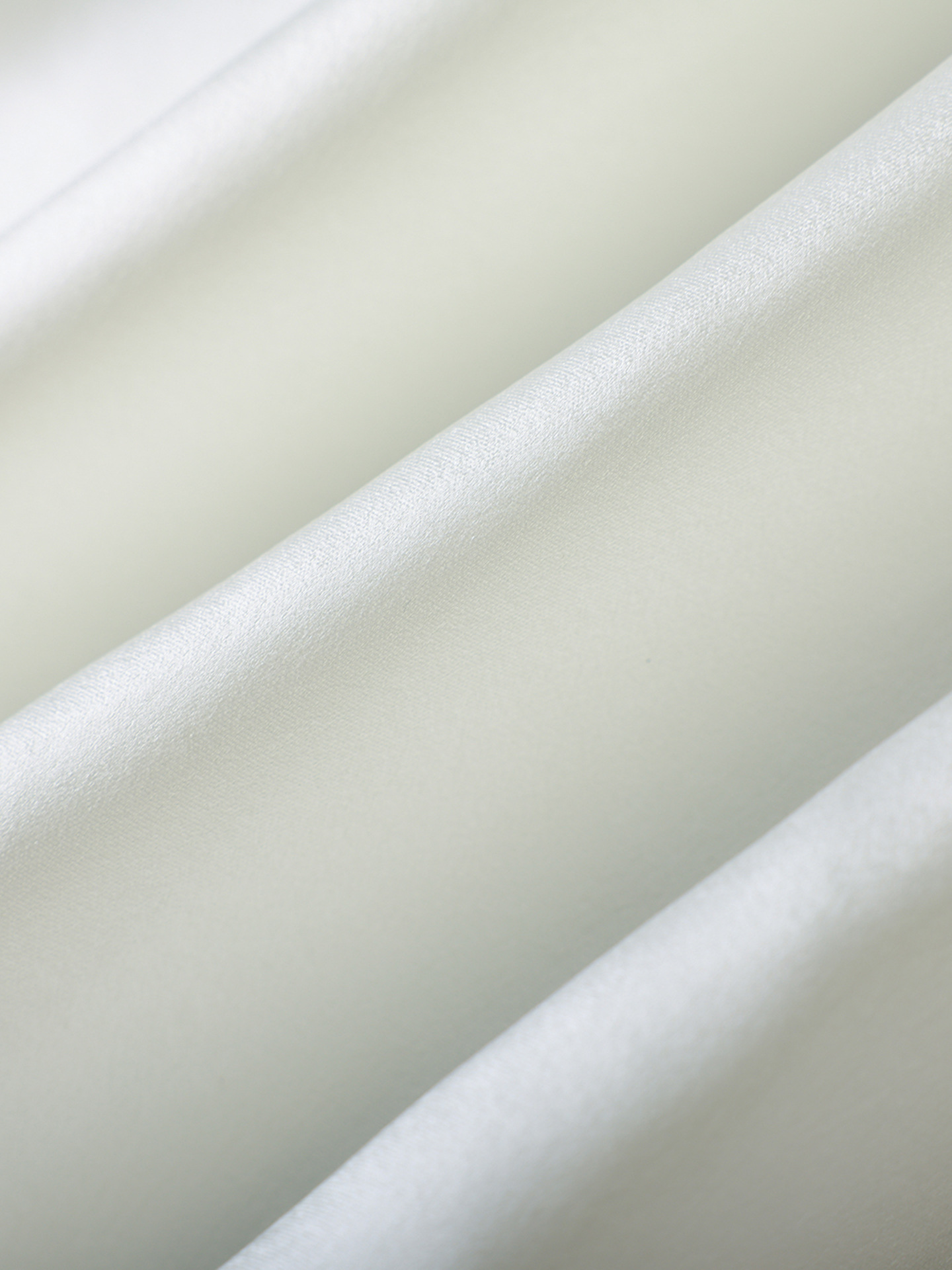 Áo hai dây nữ satin phối ren cổ chữ V — màu đen