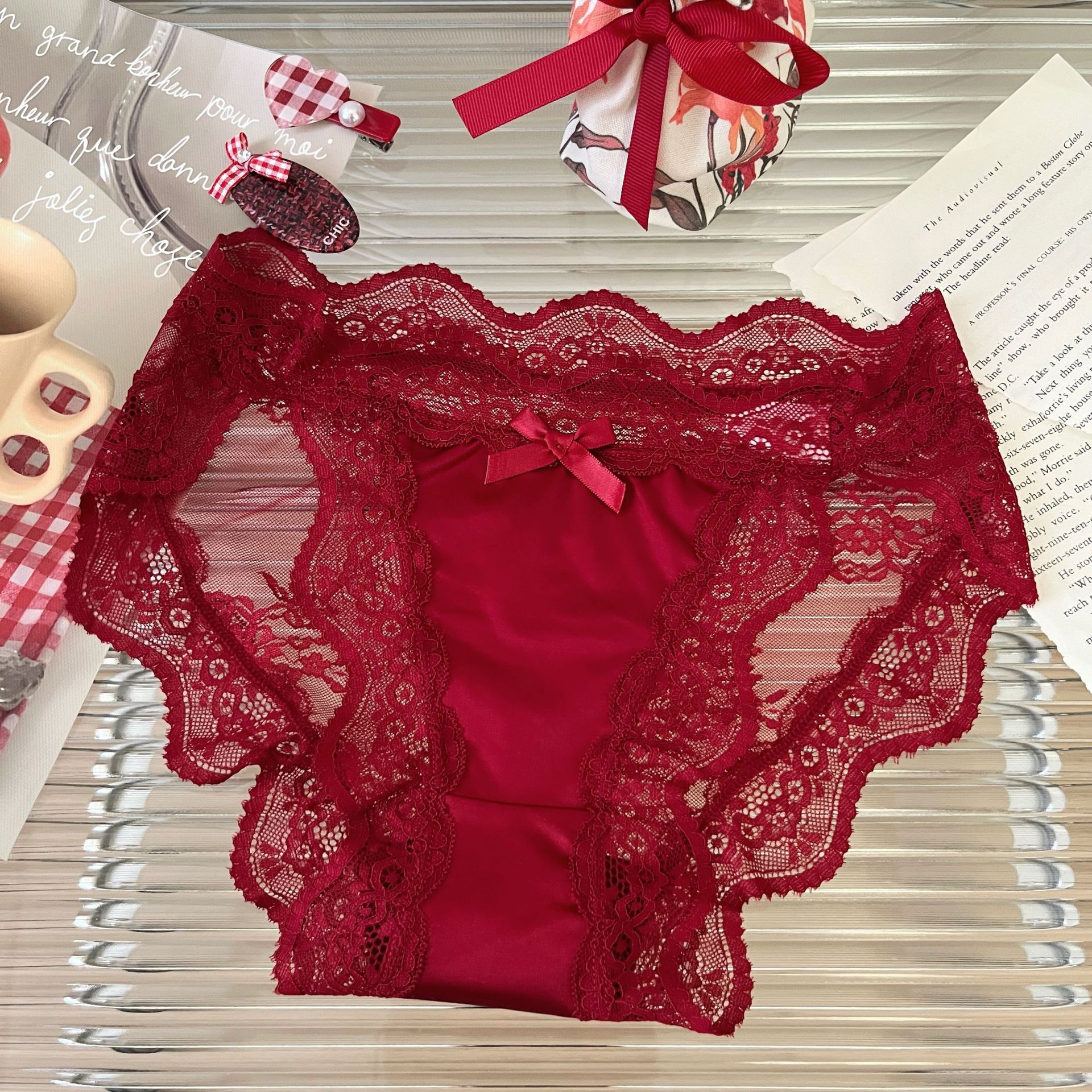Red Luck Honey Attraction ~ Pantalones de encaje de satén puro francés, pantalones de entrepierna de algodón rojo sexy.