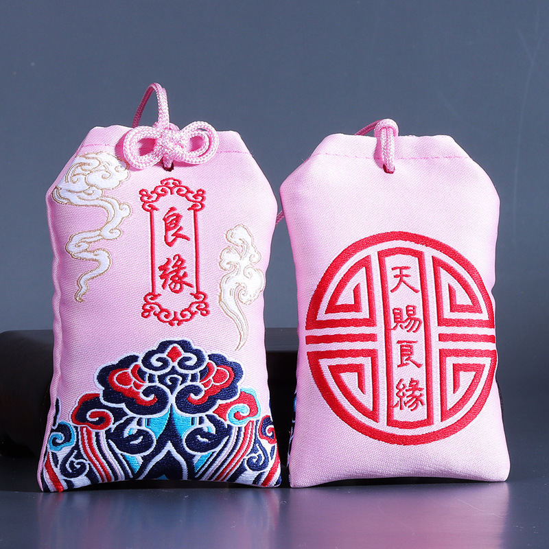 中国風のお守り香袋、祈願刺繍入り香袋、護身福袋、御守り、工場卸売|undefined