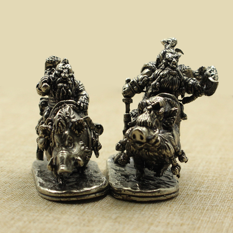 Niños de dibujos animados escritorio muñeca adornos cobre blanco retro enano Legión Soldado modelo coche Juguete Mano