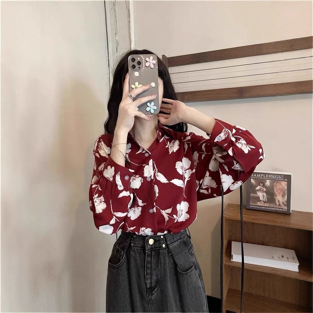 Retro Hong Kong Style Floral Shirt for Women Early Spring and Autumn 2025 New Design Niche Shirt Loose Mid-Length Top