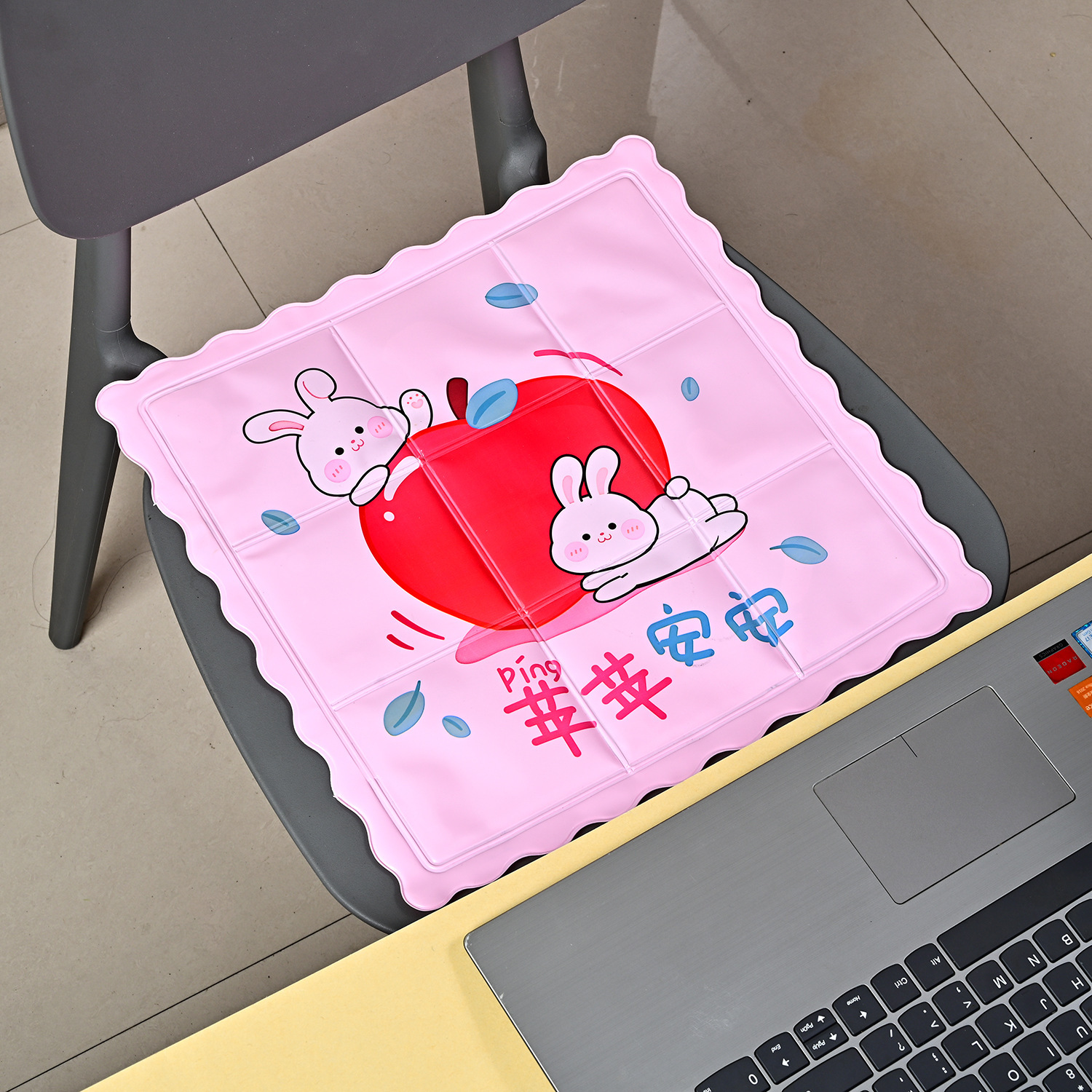 New Ice Pads for Summer, Cooling Products for Students, Ice Crystal Car Cartoon Gel Seat Cushions, Pvc Ice Seat Cushions Wholesale