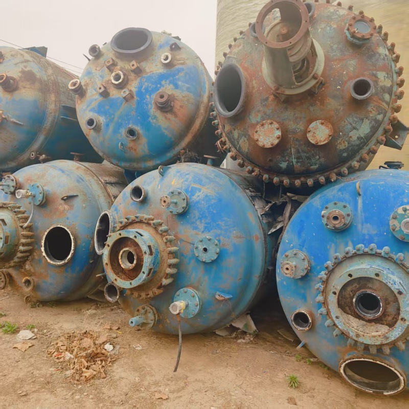 出售搪瓷反应釜 立式反应设备 二手工业反应罐