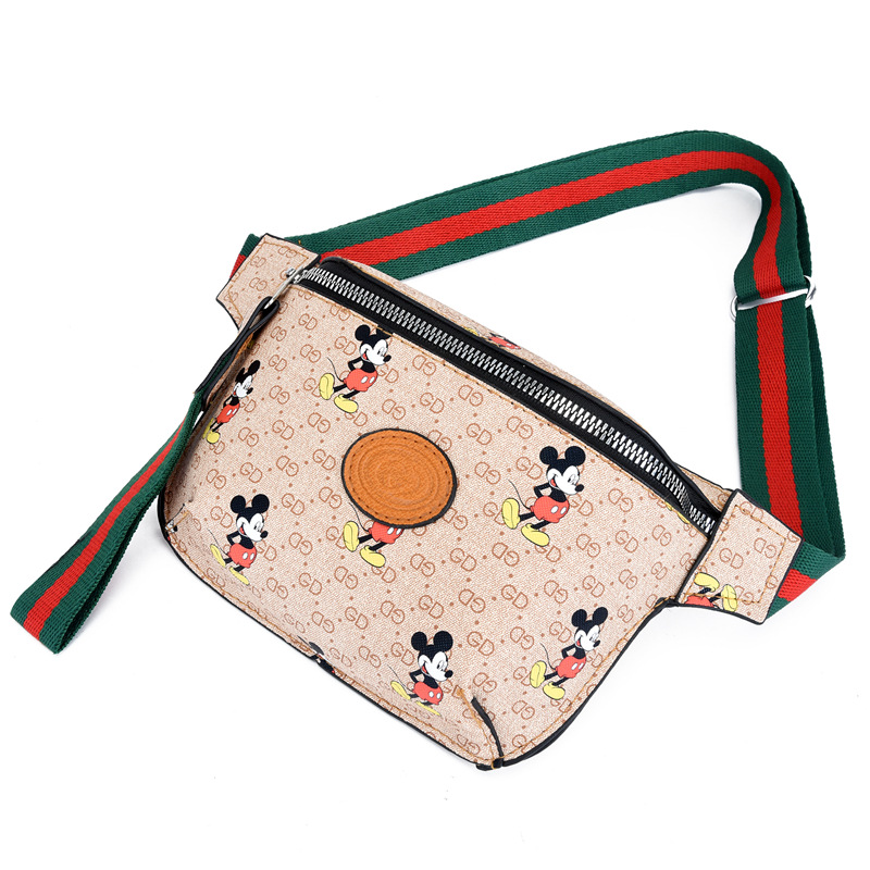 Bolso de pecho de diseño de nicho para mujeres 2025, nuevo estilo coreano de alta sensación de bolso de mujer al por mayor.