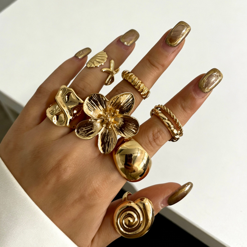 European and American Cross-Border Hot Selling Hand Jewelry Ocean Beach Style Conch Scallop Starfish Ring Set Metal Flower Ring for Women