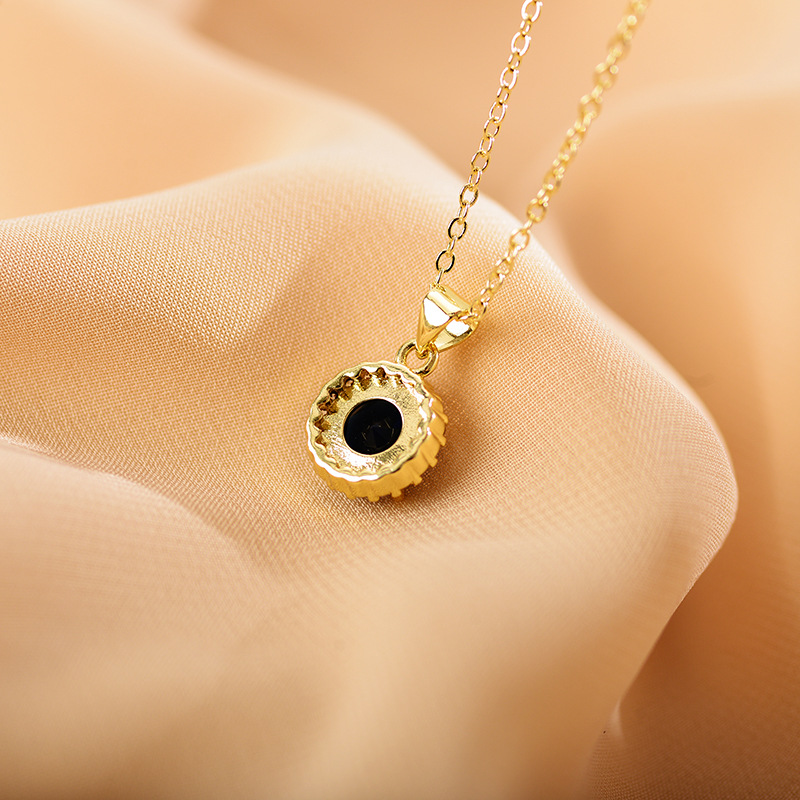 Sweet Round Copper Gold Plated Artificial Rhinestones Pendant Necklace 1 Piece