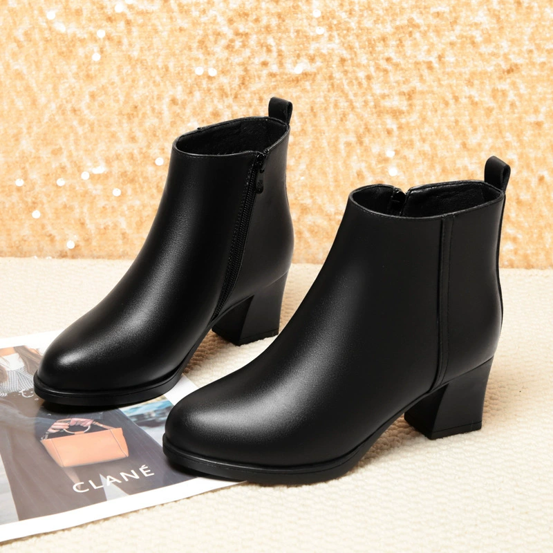 Рабочая обувь черная бархатная профессиональная женская кожаная обувь короткие сапоги осевая хлопчатобумажная обувь женская обувь теплая и удобная женская сапоги осень-зима