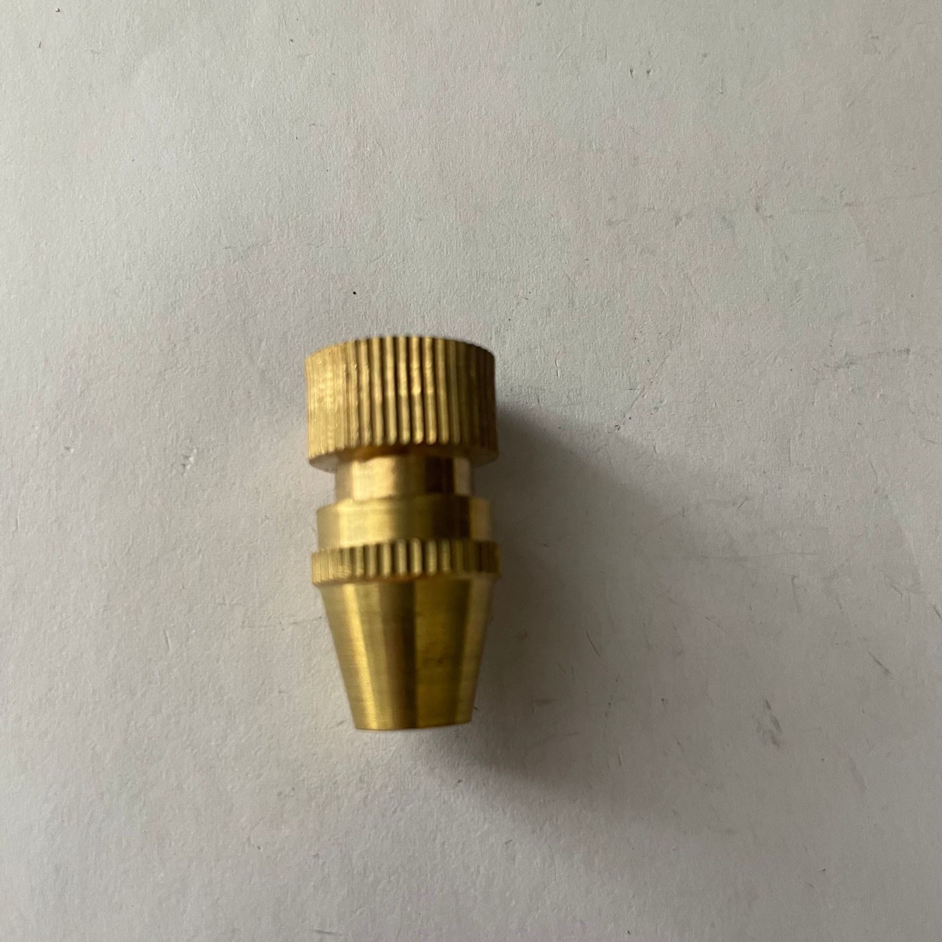 供应14牙031尖头高雾化可调节喷雾散射直射