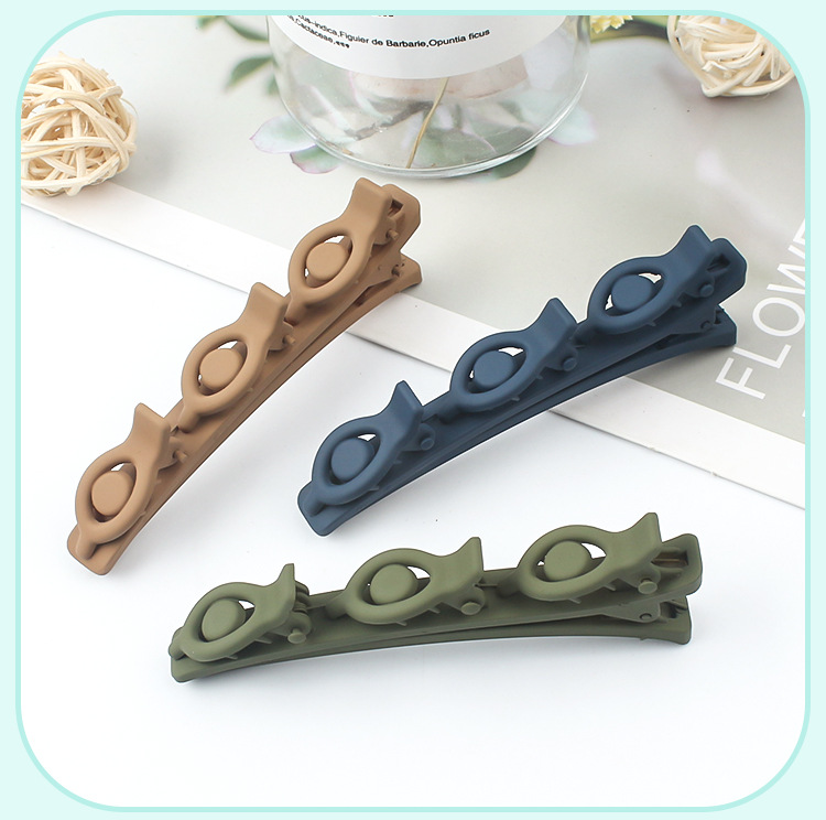 Fashion Solid Color Pc Hair Clip 1 Piece display picture 1