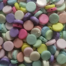 厂家供应亚克力珠子 穿孔平面圆形扁珠 手串项链饰品配件