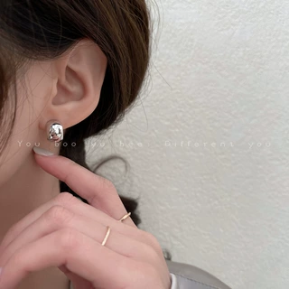 银色弧形耳钉女新款潮小众设计感气质独特耳环高级金属耳饰